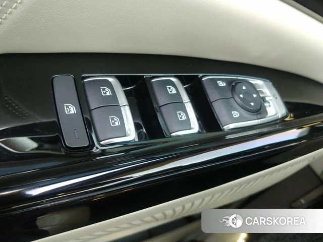 Kia Carnival 4th generation id 3812401 из Кореи 17