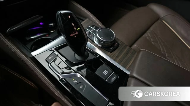 BMW 5 Series (G30) id 3861871 из Кореи 19