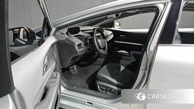 Toyota Prius 5th Generation id 4778356 из Кореи 29