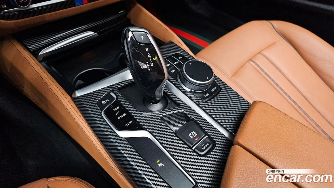 BMW 5 Series (G30) id 1835172 из Кореи 19