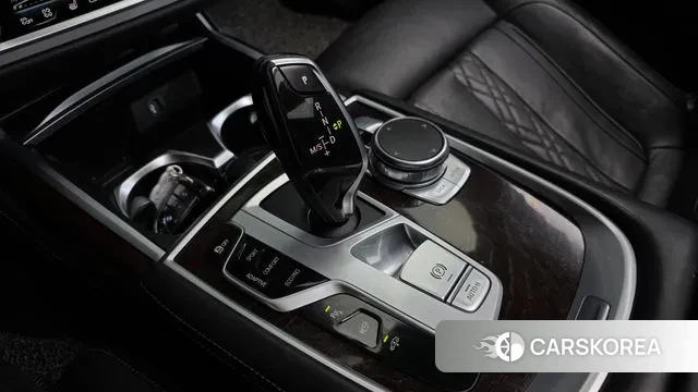 BMW 7 Series (G11) id 3469804 из Кореи 19