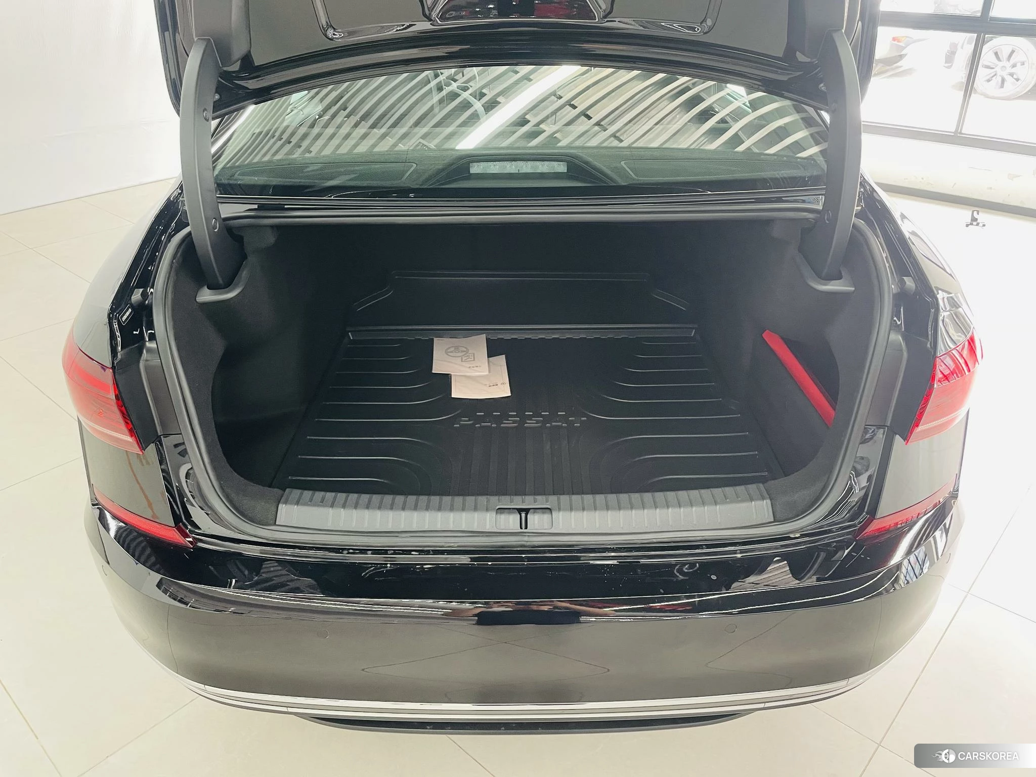 Volkswagen Passat id 4467468 из Китая 16