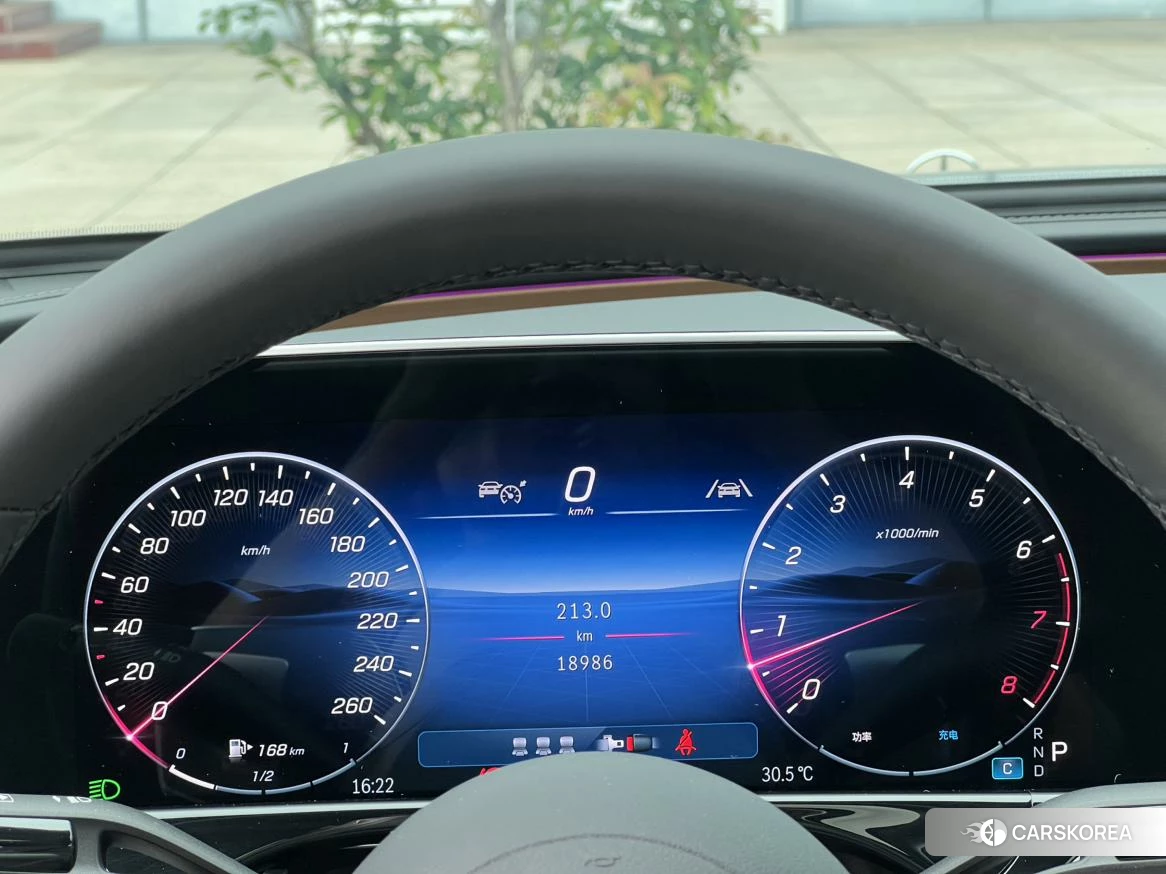 Mercedes-Benz E-class id 4413483 из Китая 21