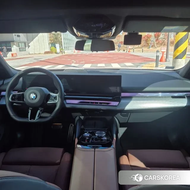 BMW 5 Series (G60) id 3507350 из Кореи 14