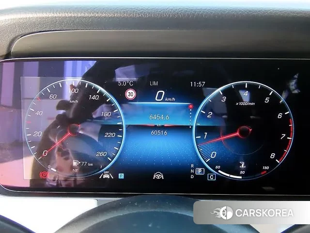 Mercedes-Benz E-Class W213 id 3697470 из Кореи 19