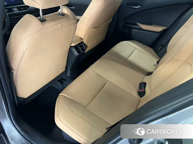 Lexus UX id 4353268 из Китая 22