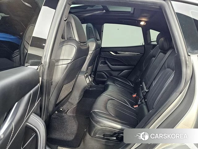 Maserati Levante id 4362943 из Кореи 19