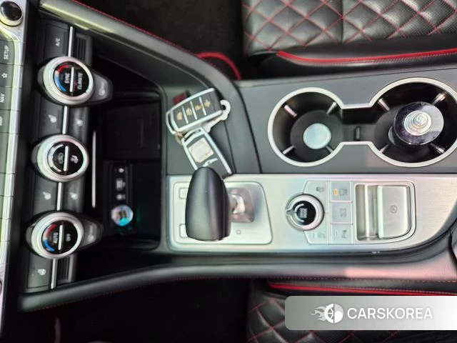 Genesis G70 id 4911000 из Кореи 12