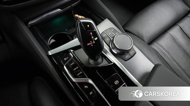 BMW 5 Series (G30) id 3818018 из Кореи 19