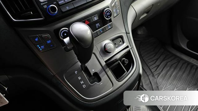 Hyundai The New Grand Starex id 4574294 из Кореи 19