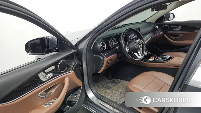 Mercedes-Benz E-Class W213 id 4750979 из Кореи 33