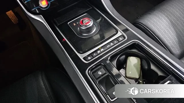 Jaguar XF (X260) id 3072125 из Кореи 19