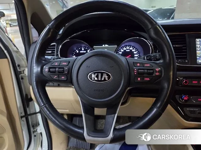 Kia The New Carnival id 3339421 из Кореи 19