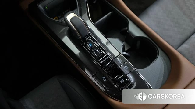 Toyota Crown Crossover id 4185450 из Кореи 32