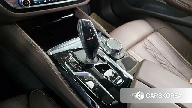 BMW 5 Series (G30) id 3422001 из Кореи 19