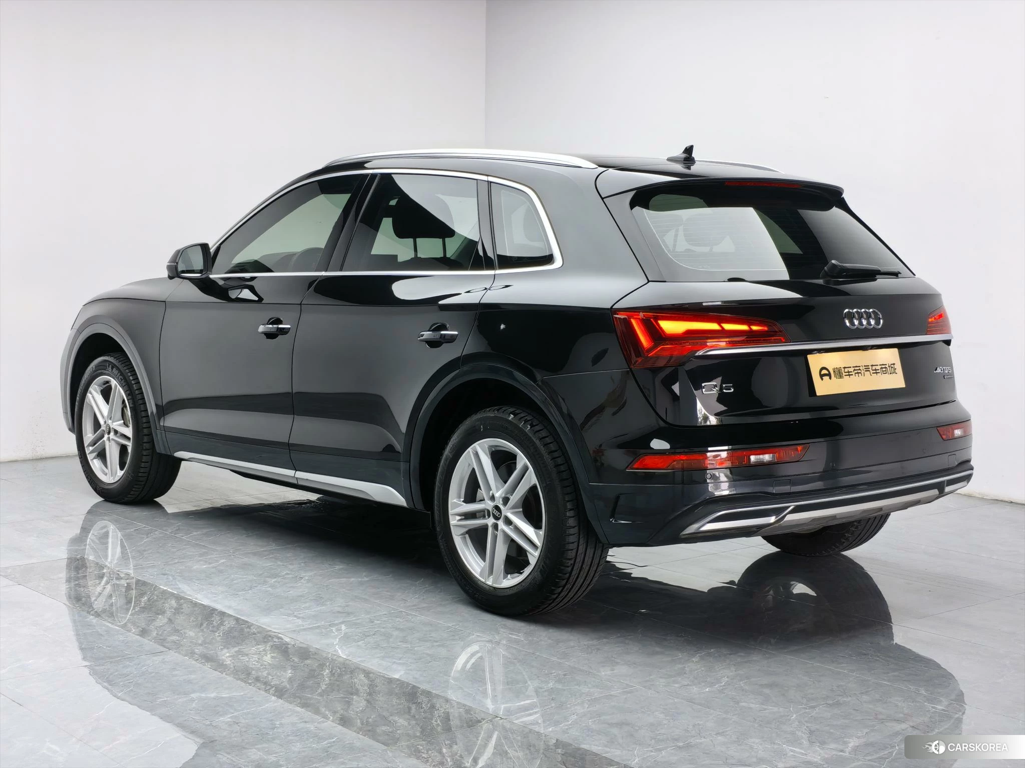 Audi Q5L id 4467542 из Китая 19