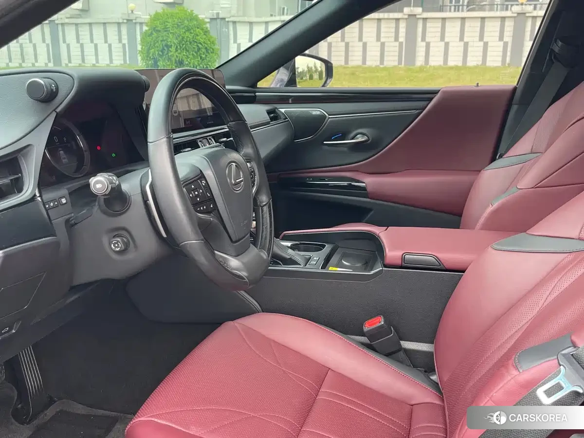 Lexus ES id 4589476 из Китая 9