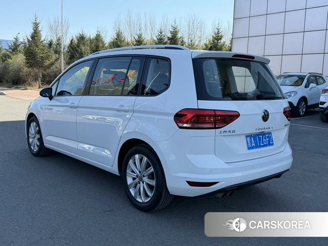 Volkswagen Touran L id 4328928 из Китая 14