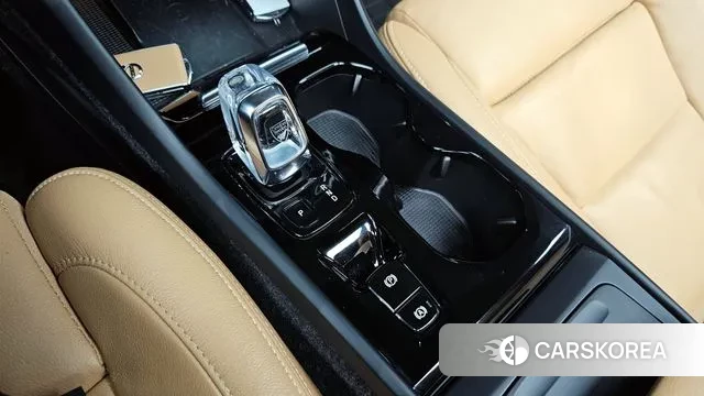 Volvo XC40 id 3055117 из Кореи 19