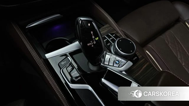 BMW 5 Series (G30) id 3936881 из Кореи 19