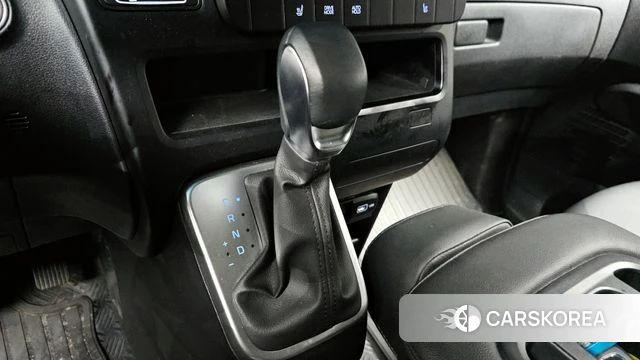 Hyundai Staria id 3963917 из Кореи 19