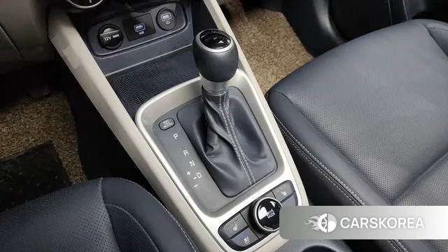 Hyundai Venue id 3473843 из Кореи 19