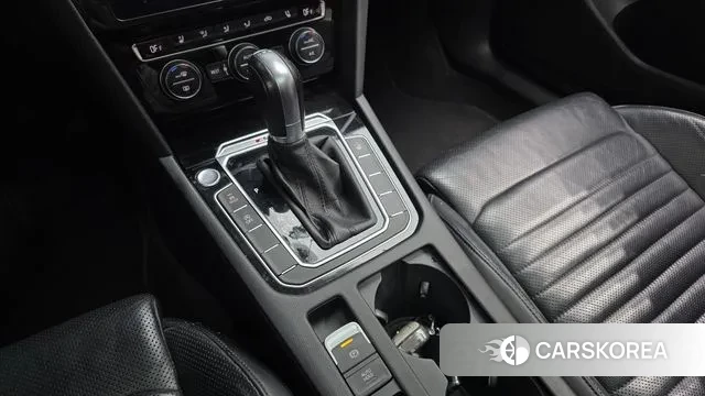 Volkswagen Passat GT (B8) id 3728689 из Кореи 19