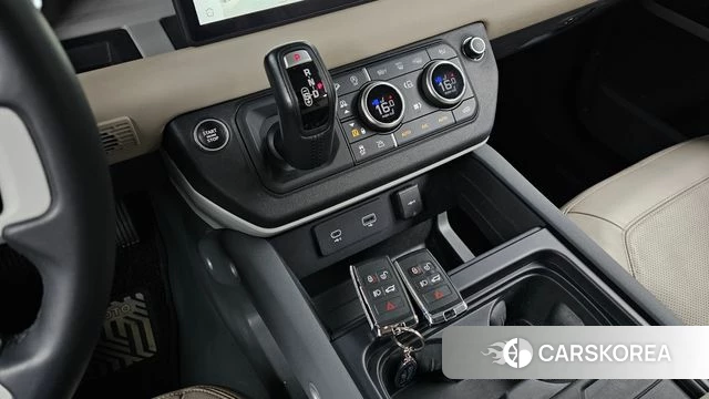 Land Rover Defender (L663) id 4293451 из Кореи 30