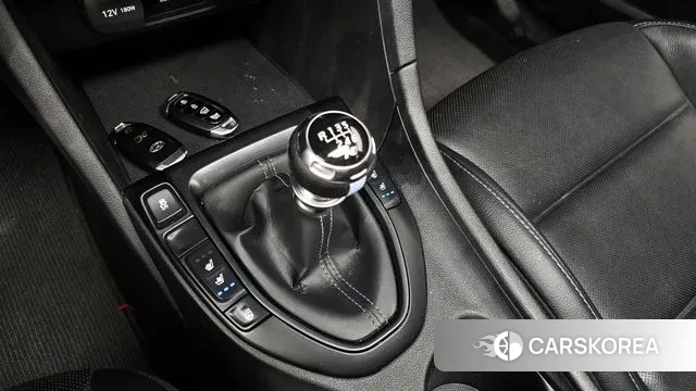 Hyundai Veloster (JS) id 2976672 из Кореи 19