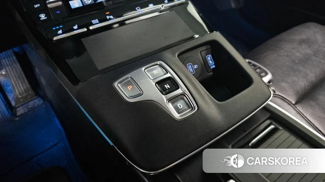 Hyundai The New Grandeur IG id 4632081 из Кореи 30