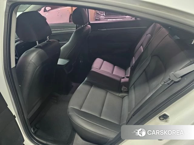 Hyundai Avante AD id 3889423 из Кореи 19