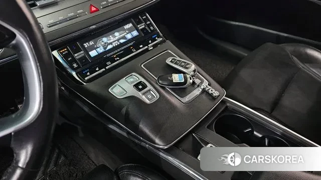 Hyundai The New Grandeur IG id 3771962 из Кореи 19