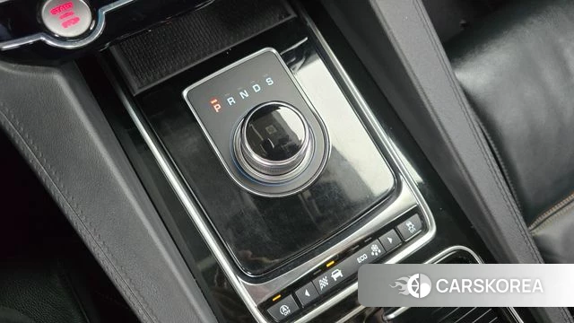 Jaguar F-PACE id 4542903 из Кореи 19