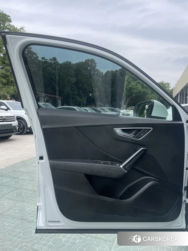 Audi Q2L id 4220085 из Китая 26