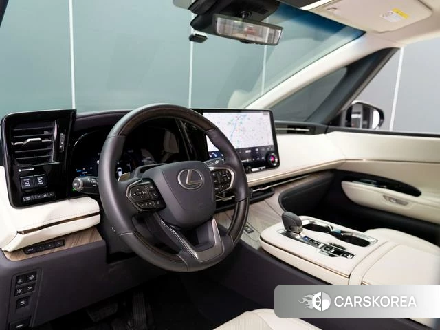 Lexus LM id 3939360 из Китая 19
