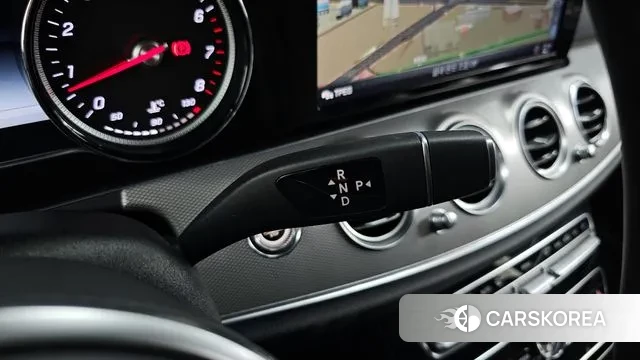 Mercedes-Benz E-Class W213 id 3408109 из Кореи 19