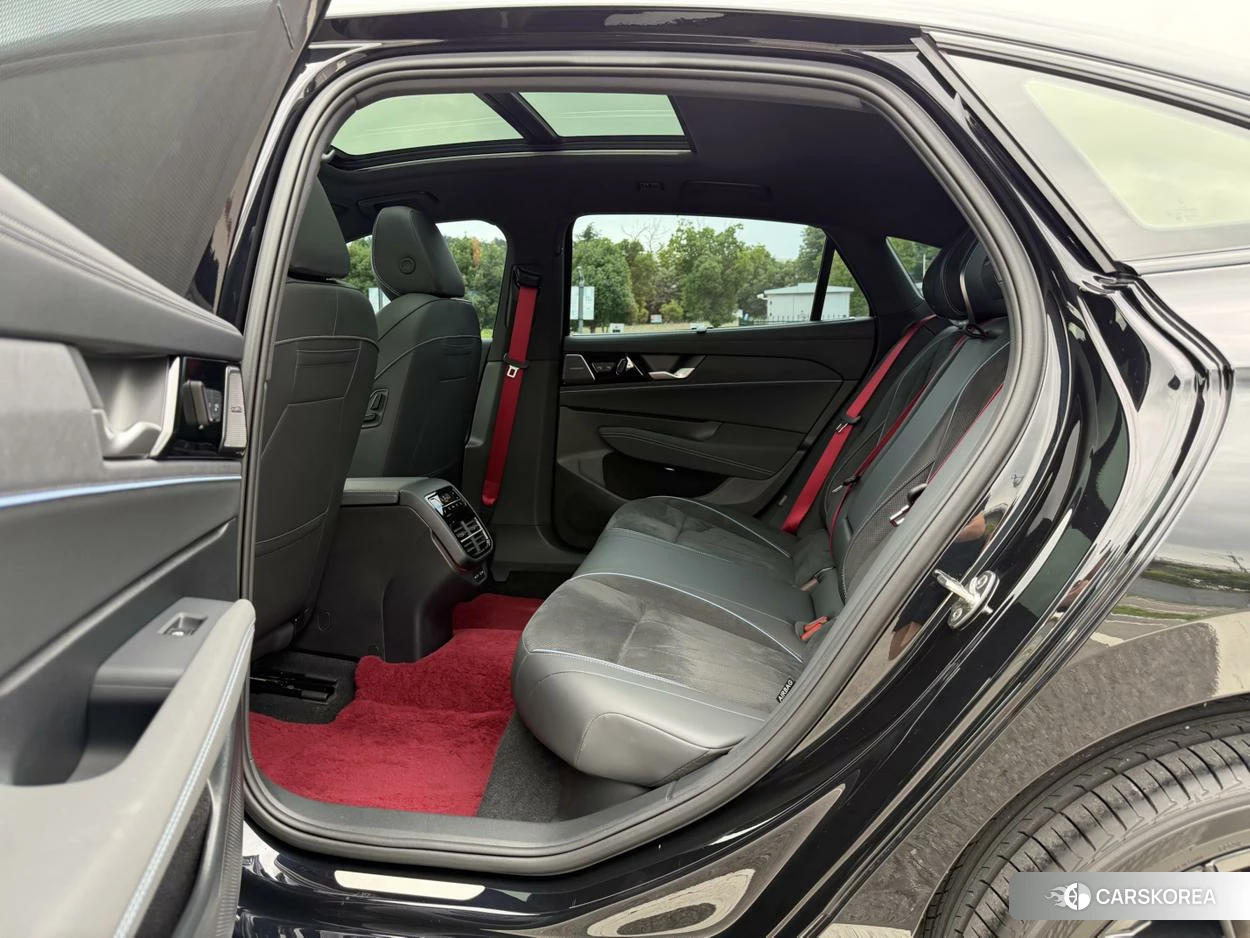 Volkswagen Passat id 4498542 из Китая 33