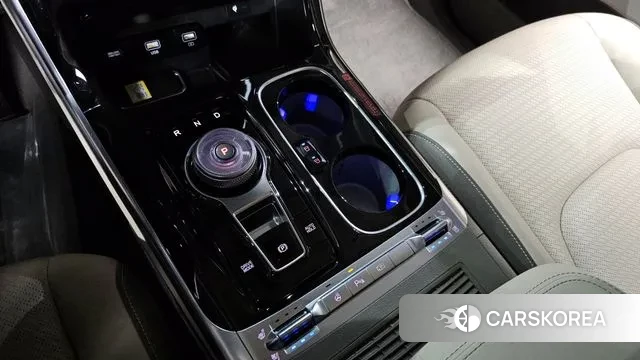 Kia Carnival 4th generation id 3186001 из Кореи 19