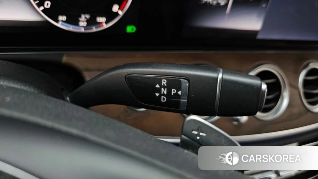 Mercedes-Benz E-Class W213 id 4397979 из Кореи 19