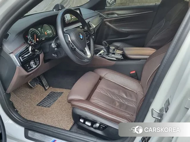 BMW 5 Series (G30) id 3536394 из Кореи 15