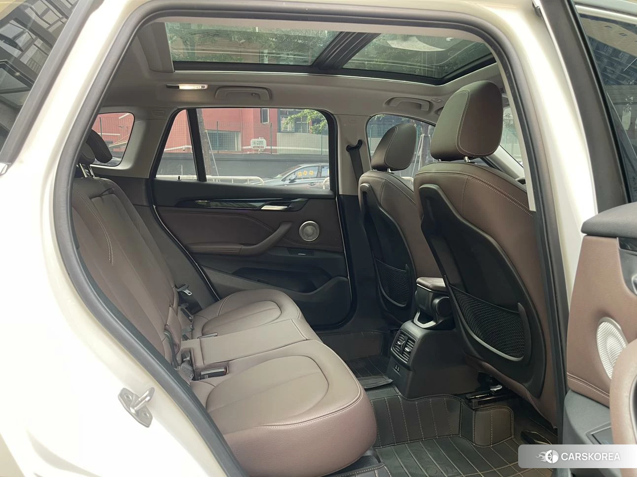BMW X1 id 4407386 из Китая 16