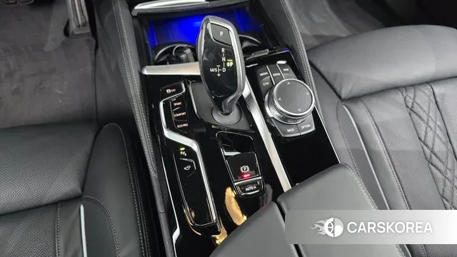 BMW 5 Series (G30) id 2930340 из Кореи 19