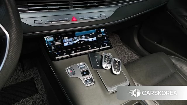 Hyundai The New Grandeur IG Hybrid id 4464764 из Кореи 33