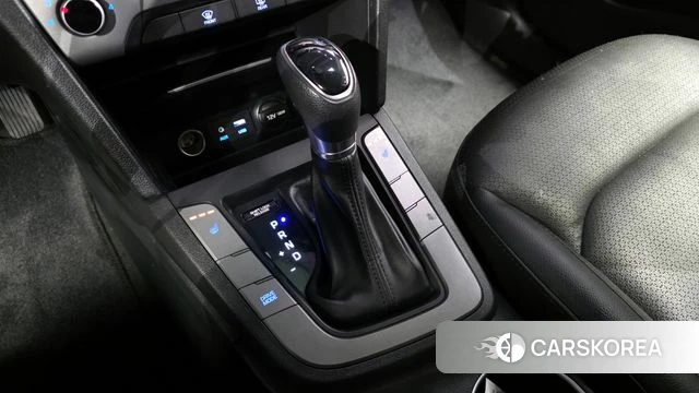 Hyundai Avante AD id 3834949 из Кореи 19