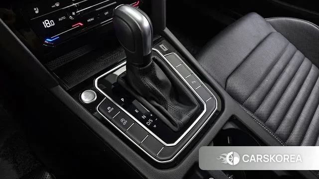 Volkswagen Passat GT (B8) id 3122099 из Кореи 19