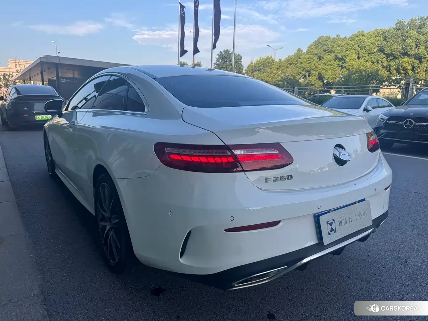 Mercedes-Benz E-Class id 4659778 из Китая 17