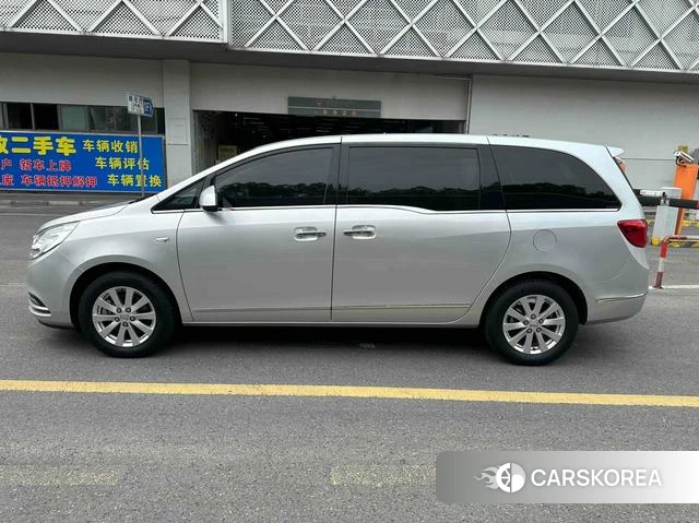 Buick GL8 id 4219705 из Китая 17