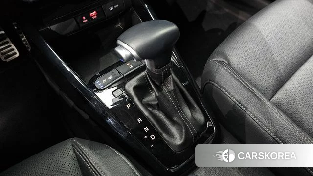 Kia Stonic id 3936021 из Кореи 19