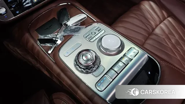 Genesis G90 (RS4) id 3058722 из Кореи 19