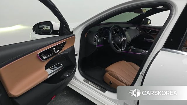 Mercedes-Benz E-Class W214 id 4767626 из Кореи 31